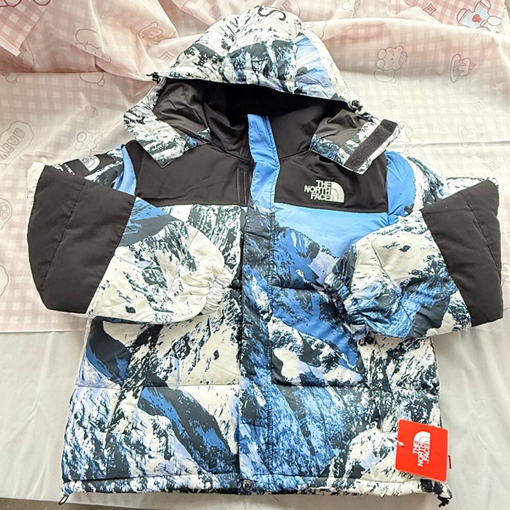 Supreme x The North Face TNF Snow Mountain Baltoro Down Jacket
